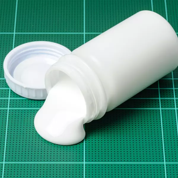 Formalin ragasztók olajok kenőanyagok